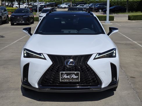 Used 2023 Lexus UX 250h F Sport FWD image 8
