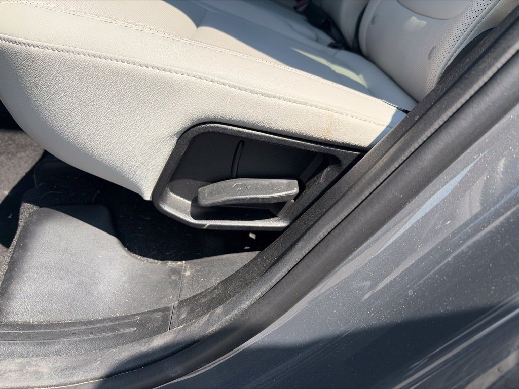 Used 2025 Hyundai Tucson Limited AWD/4WD image 28