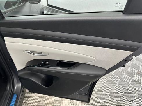 New 2026 Hyundai Tucson Limited image 18
