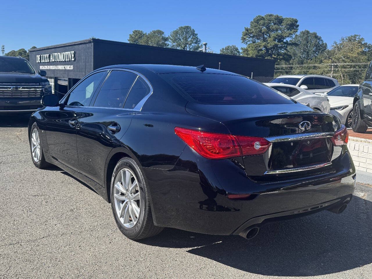 Used 2015 INFINITI Q50 Premium RWD image 7