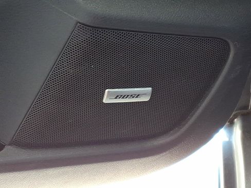 Used 2025 Nissan Sentra SR w/ SR Premium Package FWD image 5