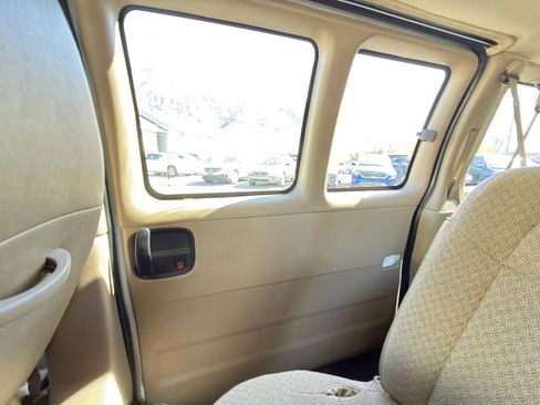 Used 2014 Chevrolet Express 1500 LT w/ LT Preferred Equipment Group AWD/4WD image 8