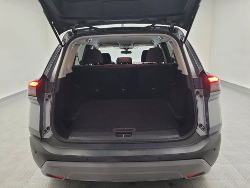 Used 2021 Nissan Rogue SV FWD image 29
