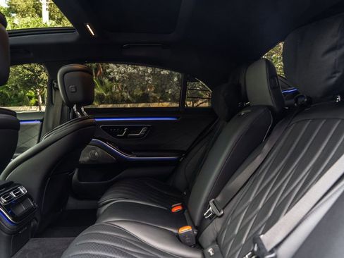 Used 2024 Mercedes-Benz S 63 AMG S image 21