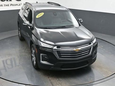 Used 2023 Chevrolet Traverse LT w/ LT Premium Package image 47