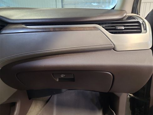 Used 2018 GMC Yukon XL Denali w/ Open Road Package image 21