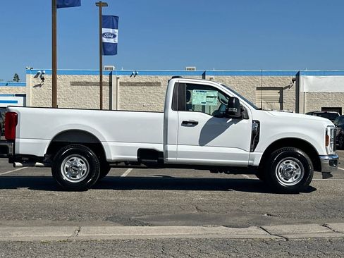 New 2026 Ford F250 XL w/ XL Chrome Package image 6