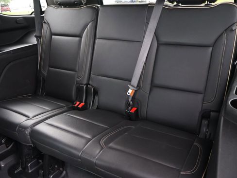 Used 2021 Chevrolet Tahoe Premier w/ Premium Package RWD image 23