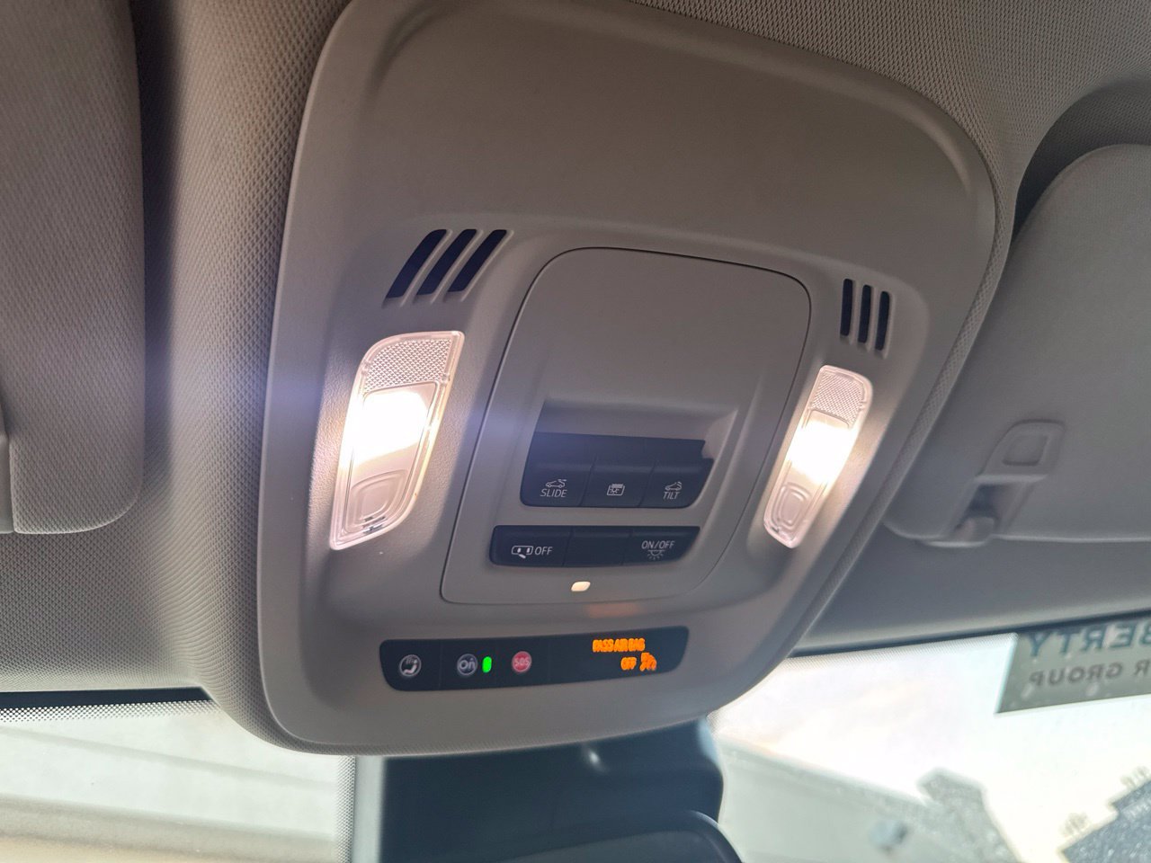 Used 2023 Buick Envision Essence w/ Sport Touring Package FWD image 14