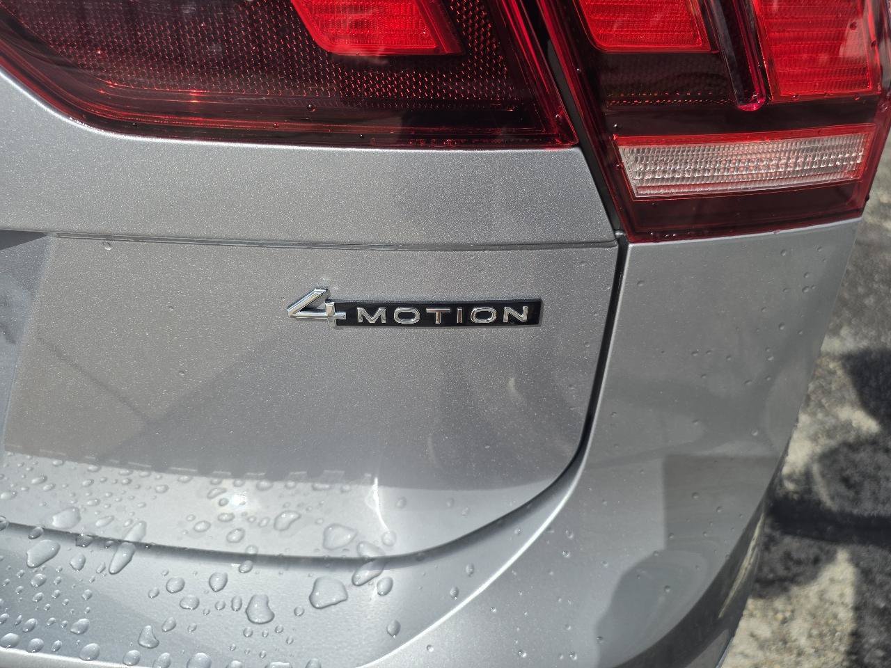 Used 2024 Volkswagen Tiguan S AWD/4WD image 5