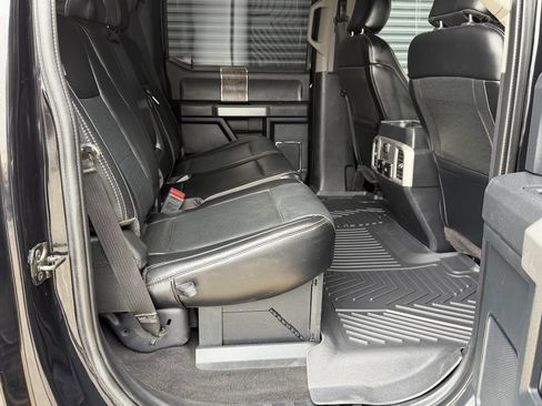 Used 2019 Ford F250 Lariat w/ Lariat Ultimate Package AWD/4WD image 18