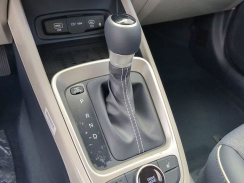 New 2026 Hyundai Venue SEL FWD image 31