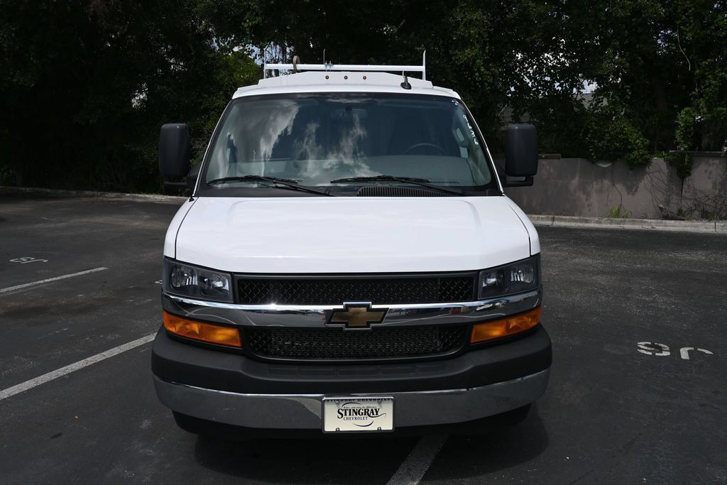 New 2025 Chevrolet Express 3500 w/ Power Convenience Package RWD image 8