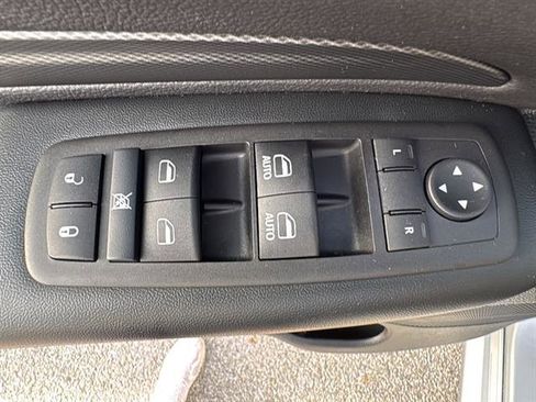Used 2025 Dodge Durango GT AWD/4WD image 16