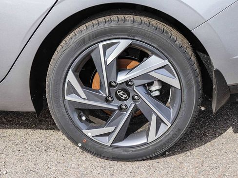 New 2025 Hyundai Elantra Sport image 11