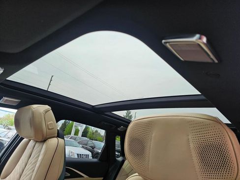 New 2026 Cadillac Lyriq Signature Luxury w/ LPO, Bronce Accent Package AWD/4WD image 28