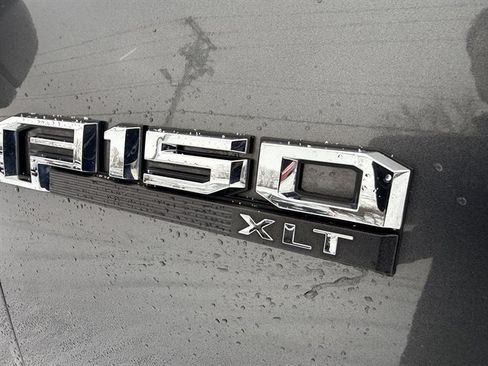 Used 2015 Ford F150 XLT w/ Equipment Group 302A Luxury image 7