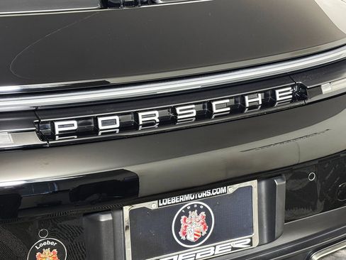 Used 2025 Porsche 911 Carrera image 13