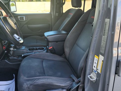 Used 2020 Jeep Wrangler Unlimited Rubicon image 16