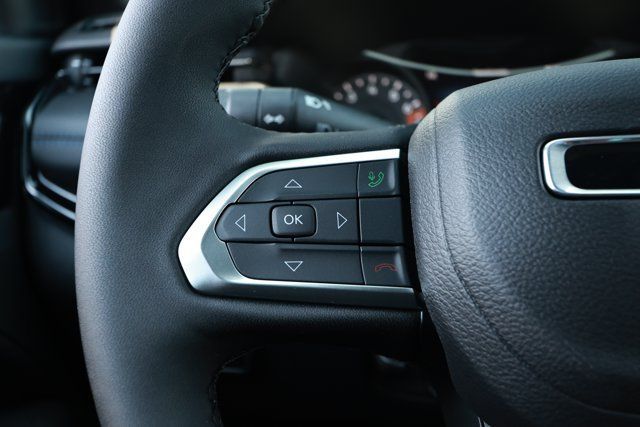 New 2026 Jeep Compass Latitude AWD/4WD image 13