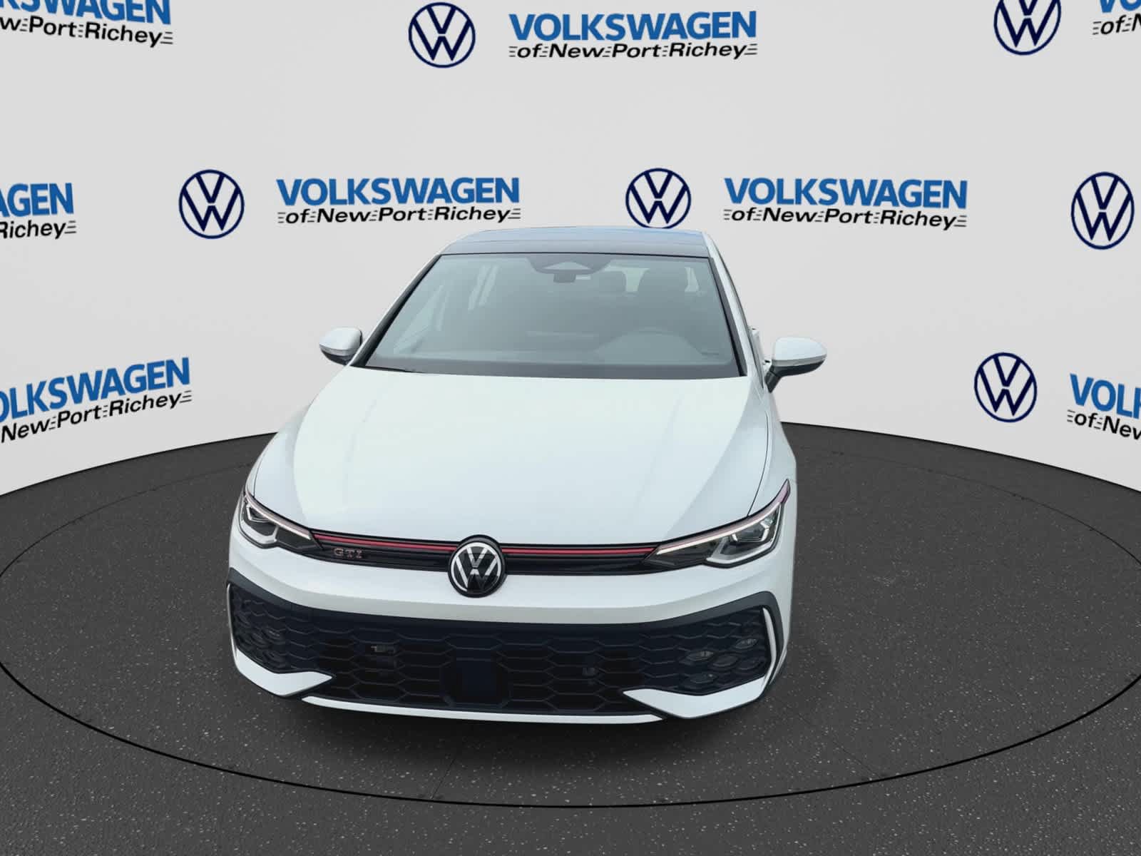 New 2026 Volkswagen GTI SE FWD image 3