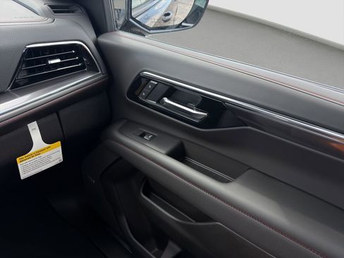 New 2026 Chevrolet Suburban RST w/ Comfort Package image 17