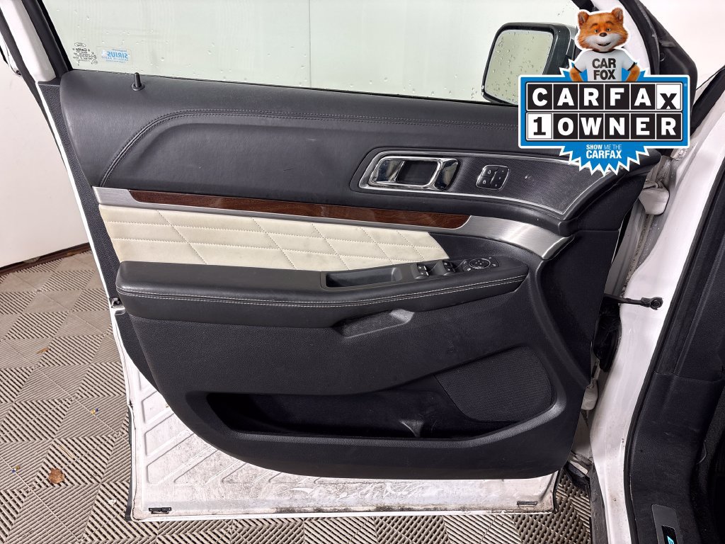 Used 2017 Ford Explorer Platinum AWD/4WD image 16