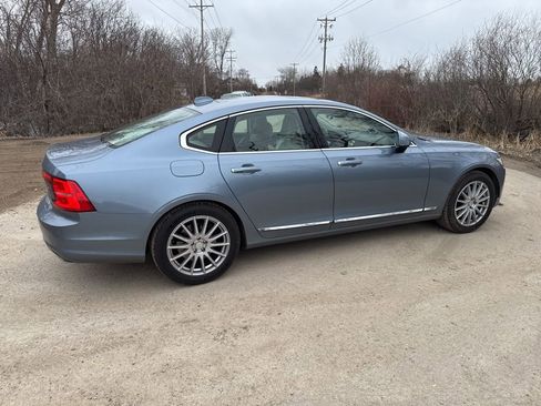Used 2017 Volvo S90 T6 Inscription w/ Vision Package image 12