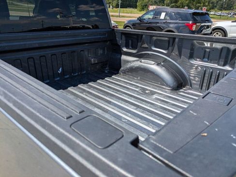 Used 2023 Ford F150 XLT image 7