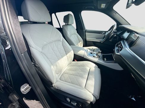 Used 2023 BMW X5 M50i w/ Executive Package AWD/4WD image 31