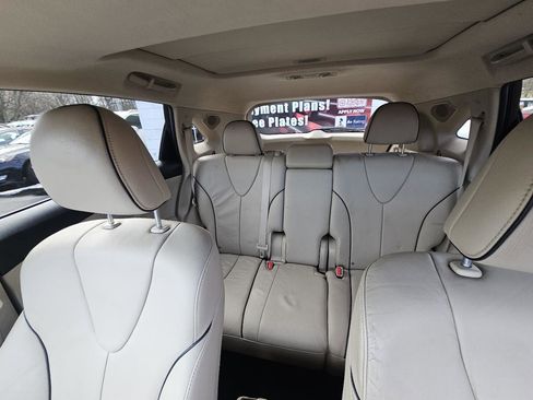 Used 2010 Toyota Venza 4X2 V6 image 19