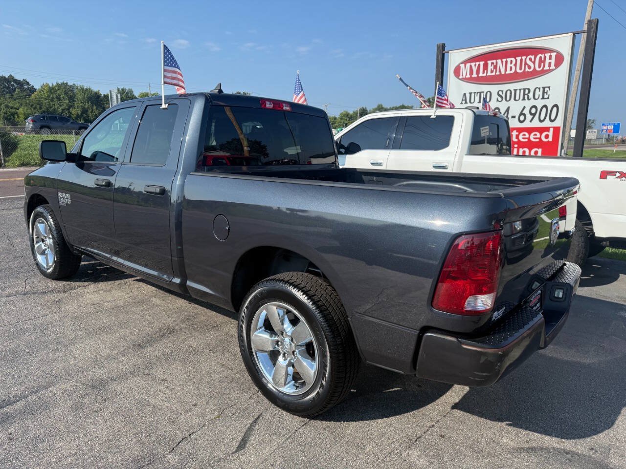 Used 2019 RAM 1500 Express w/ Express Value Package AWD/4WD image 8
