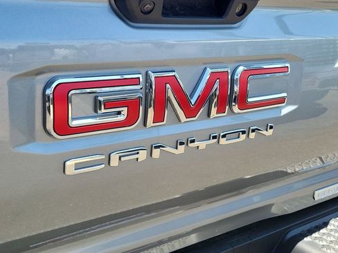 Used 2025 GMC Canyon Elevation w/ Convenience Package RWD image 30