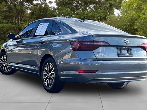 Used 2021 Volkswagen Jetta SE FWD image 12