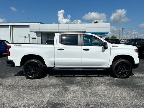 New 2025 Chevrolet Silverado 1500 LT Trail Boss w/ Convenience Package II image 3
