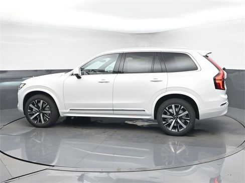 New 2026 Volvo XC90 B6 Core image 5