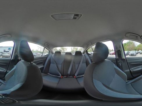 Used 2025 Nissan Versa SV FWD image 40