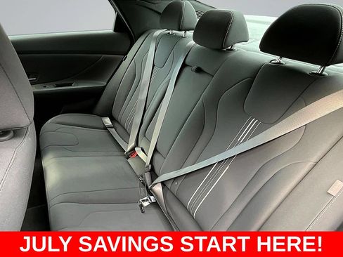Used 2024 Hyundai Elantra SEL w/ Convenience Package FWD image 25