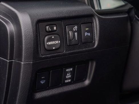 Used 2015 Toyota 4Runner Limited image 20