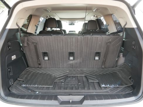 Used 2021 Subaru Ascent Touring image 18