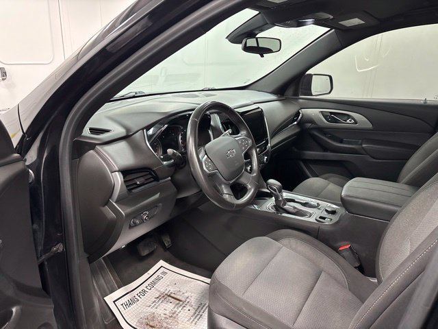 Used 2022 Chevrolet Traverse LT FWD image 21
