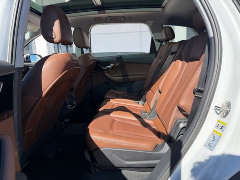 Used 2018 Audi Q7 3.0T Premium Plus w/ Premium Plus Package AWD/4WD image 18