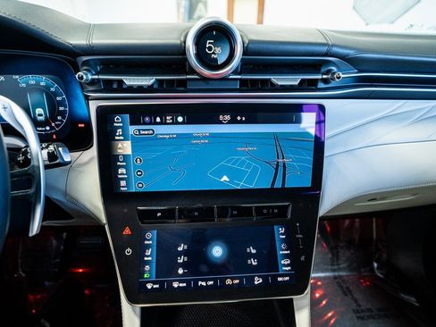 Used 2023 Maserati Grecale Modena image 48