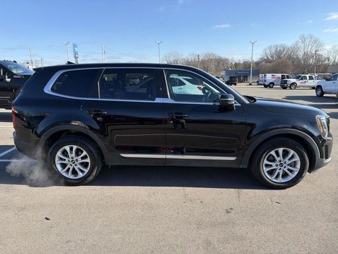 Used 2021 Kia Telluride LX image 12