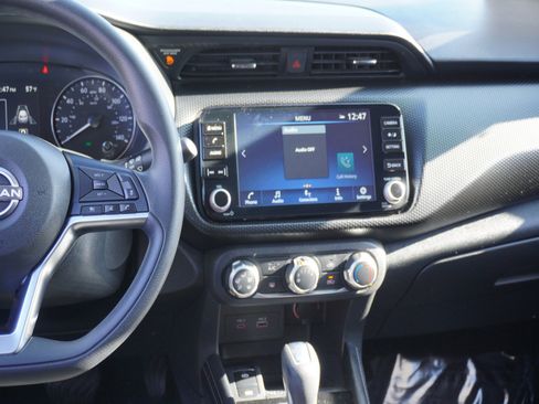 Used 2024 Nissan Kicks SV w/ Exterior Package image 16