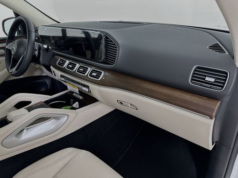 New 2026 Mercedes-Benz GLE 350 4MATIC image 32