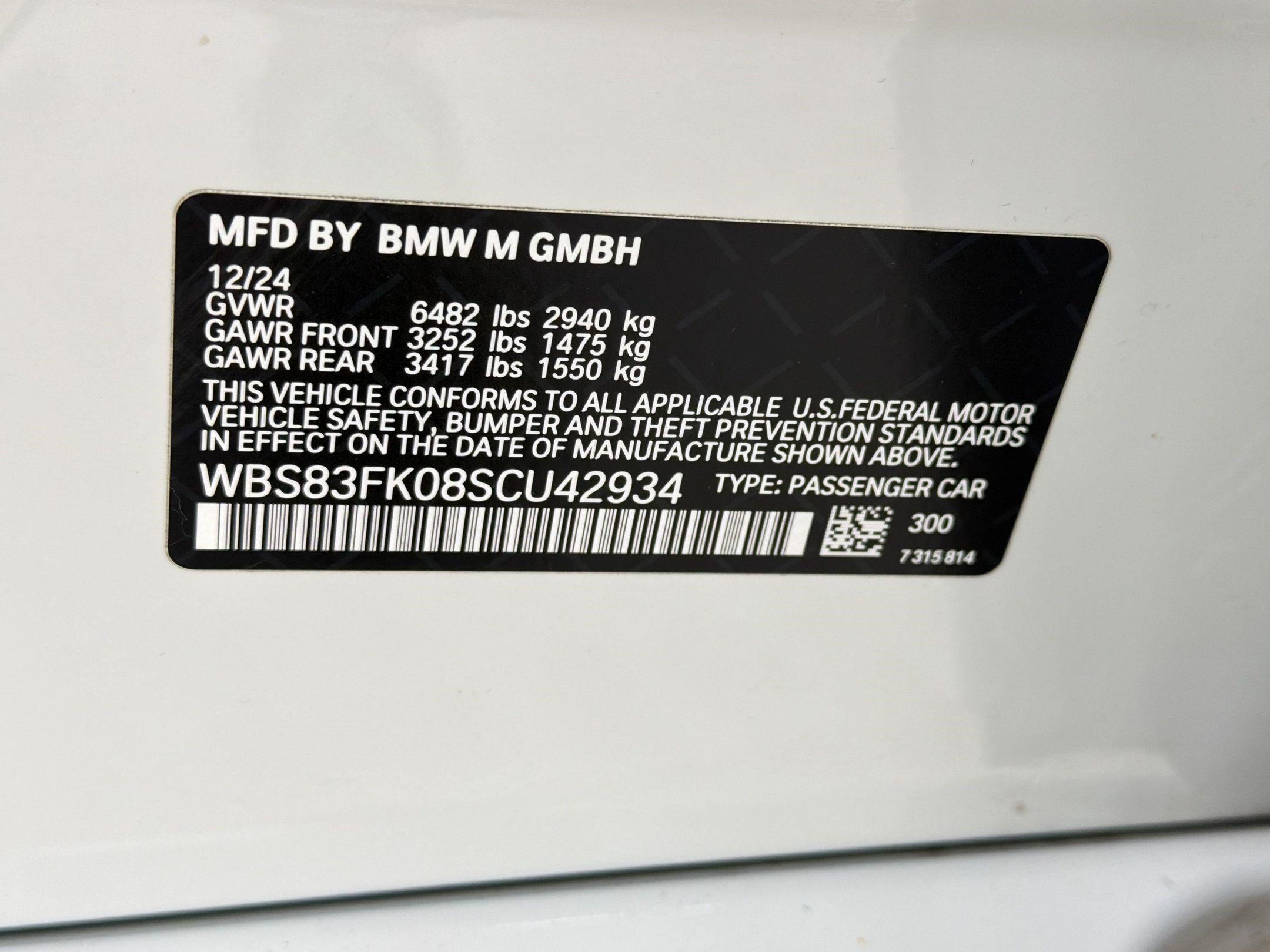 Certified 2025 BMW M5 w/ Carbon Package AWD/4WD image 18