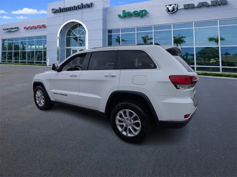 Used 2021 Jeep Grand Cherokee Laredo image 5