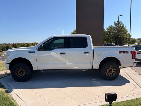 Used 2015 Ford F150 Platinum w/ Equipment Group 701A Luxury AWD/4WD image 6
