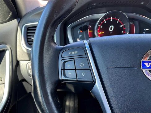 Used 2015 Volvo S60 T5 Premier image 24